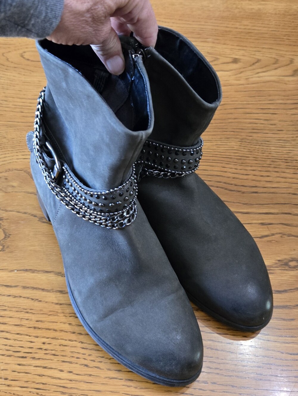 Gerry Weber Gray Suede Ankle Boots with Studded Chain Trim